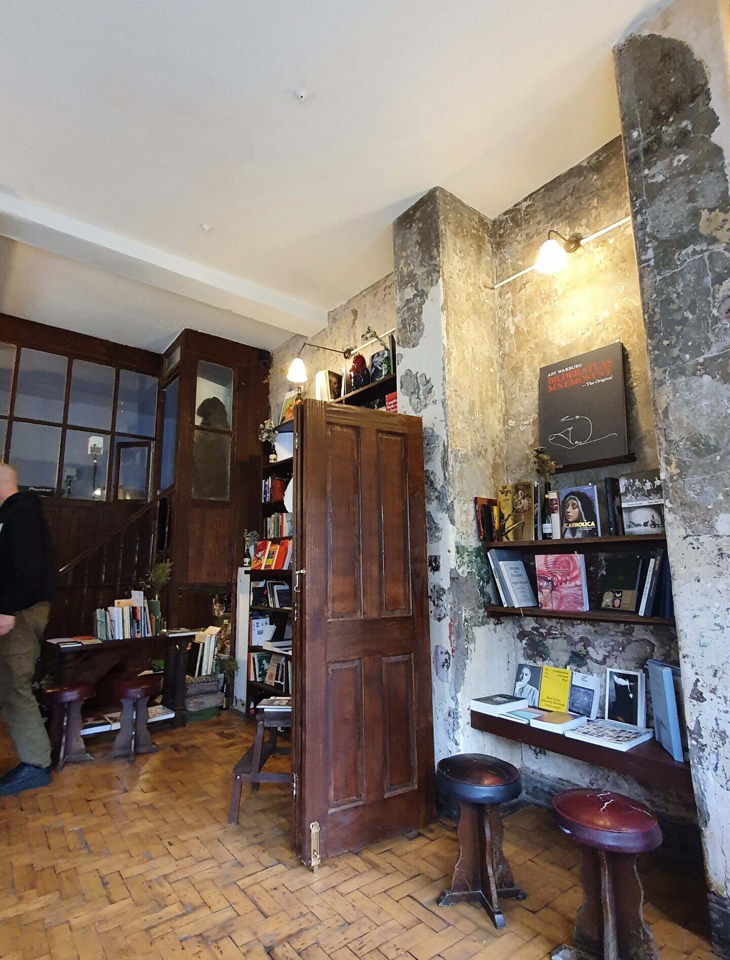 Hidden gems Peste — The bar and from the White Hotel