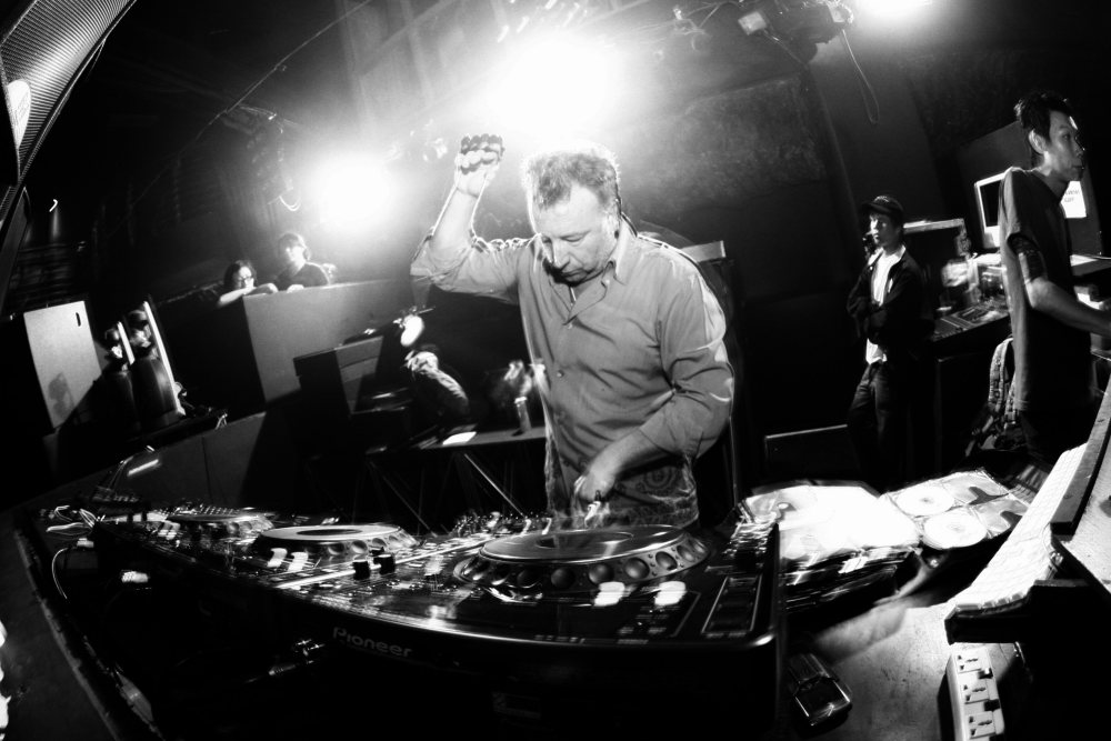 Peter Hook and MC Tunes unite for charity DJ event at Seven Bro7hers ...