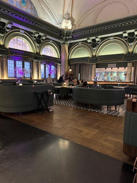 Tender at Manchester's Stock Exchange Hotel - historic interior